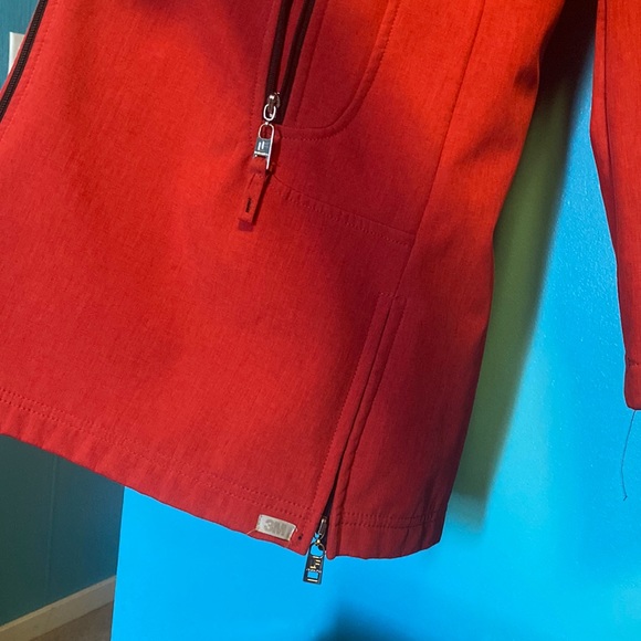 Ladies London Fog rain coat with hood. Size S - Picture 2 of 8